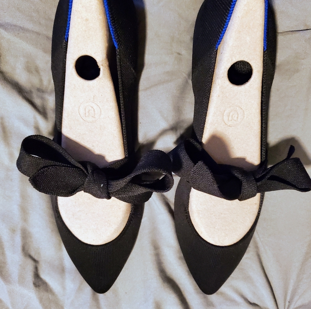 New Rothys Black Mary Janes sz 11.5 Points Flats